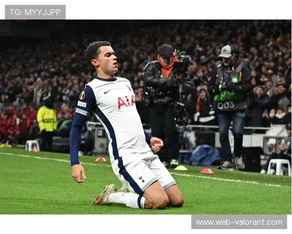 水晶宫豪掷3800万欧从热刺签下威尔士国脚布伦南·约翰逊