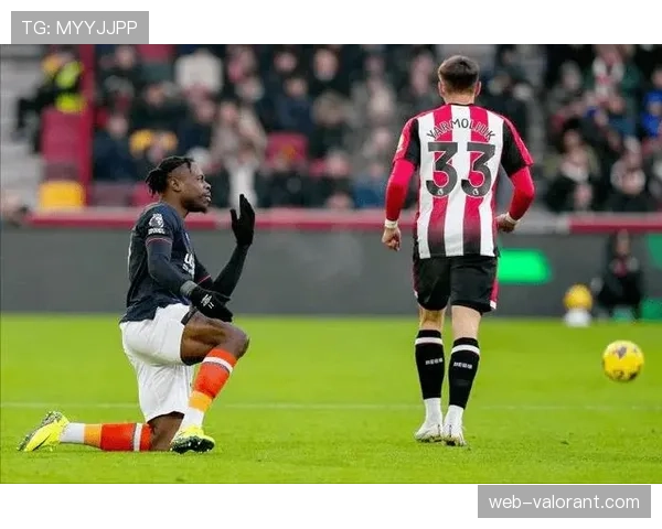 谢菲尔德联0-2不敌卢顿，保级希望愈发渺茫